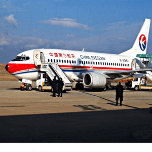 莫高机场货运航空快运业稳步发展的原因是什么？